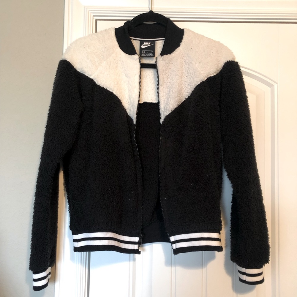 Nike 2 tone Sherpa